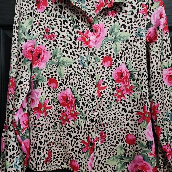 Esqualo Tiger Rose Blouse - Picture 8 of 12